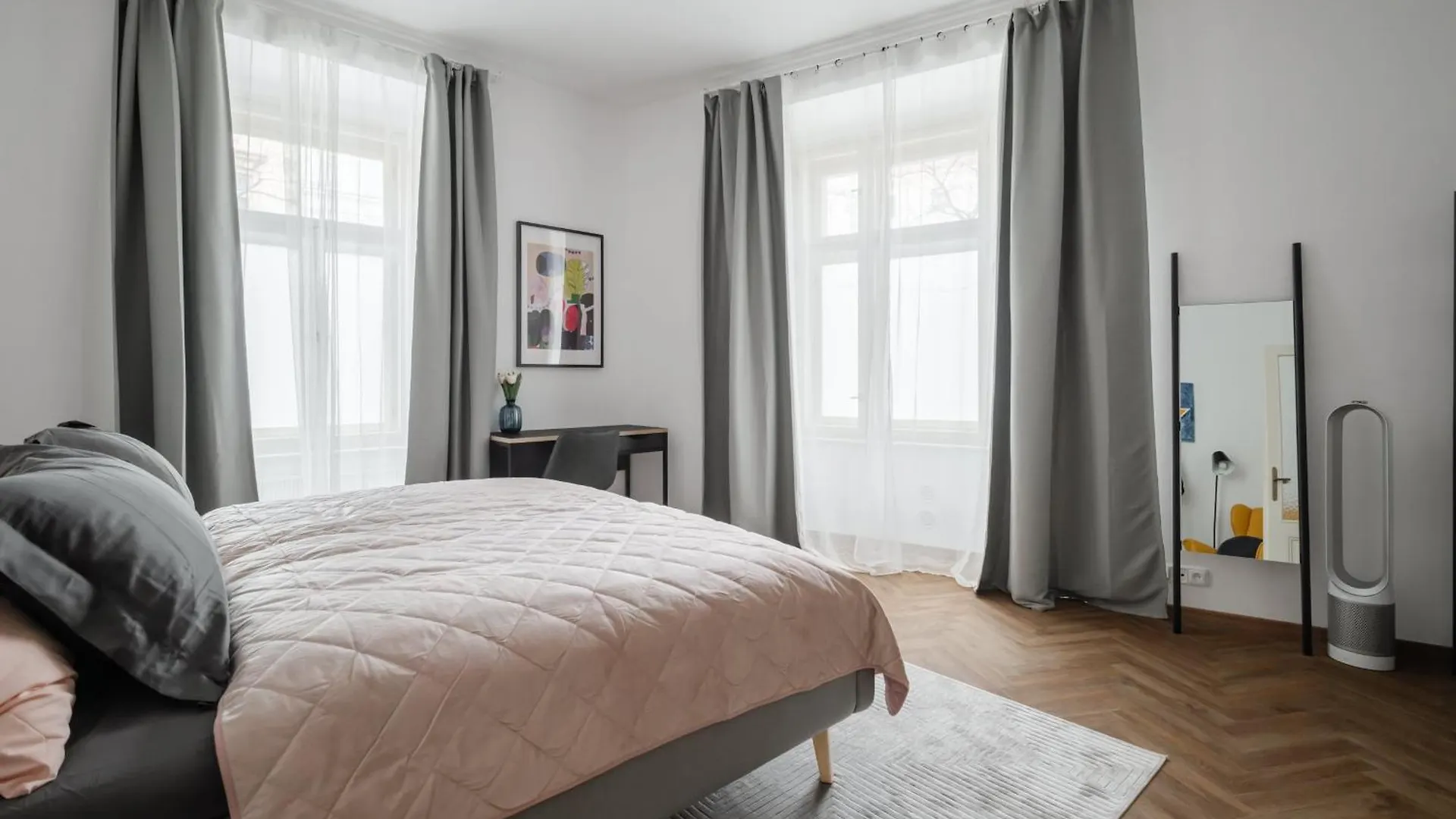 Διαμέρισμα Meloun City Center Residence Πράγα