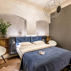 4* Lejlighedshotel Mooo By The Castle